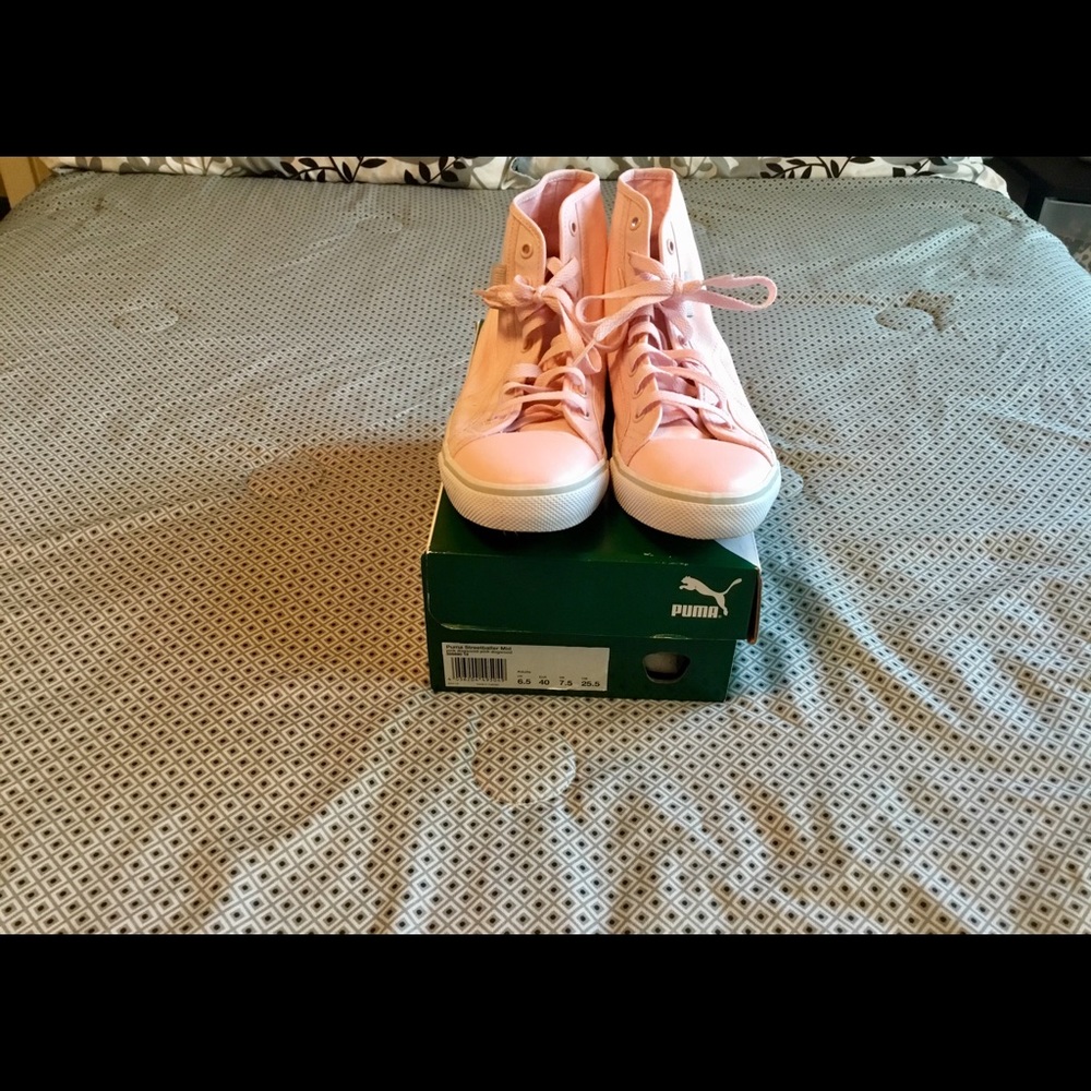 PUMA Women’s Streetballer Mid Sneakers